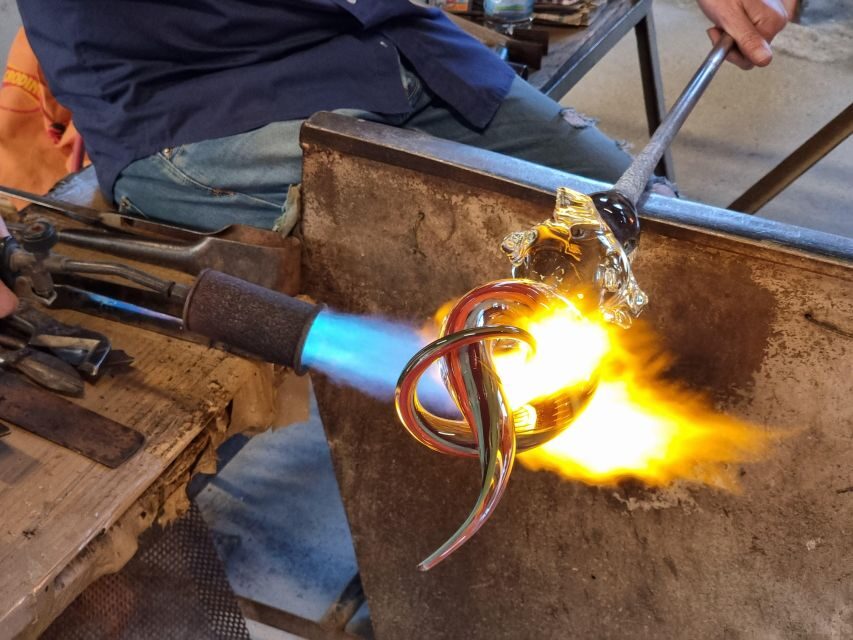 Glass Blowing Show Visit Murano Glass Factory & Showroom OMG - Two Master Techniques in One Show: solid glass and glassblowing