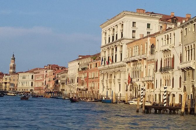 Grand Canal boat tour and Murano glass experience with Hotel pick up - The return by public boat: included, but not always “private-feeling”