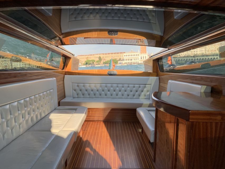 Grand Canal Boat Tour & Murano - FAQ