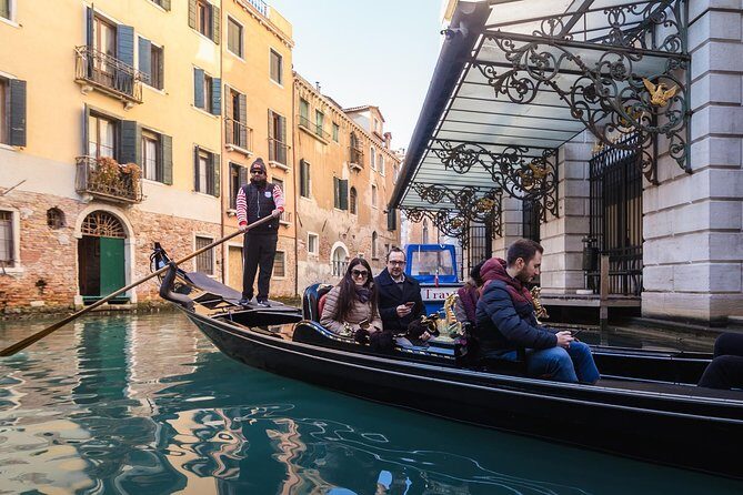 Grand Canal Gondola Experience with Live Commentary™ - Cruising the Grand Canal: the sights you actually glide past