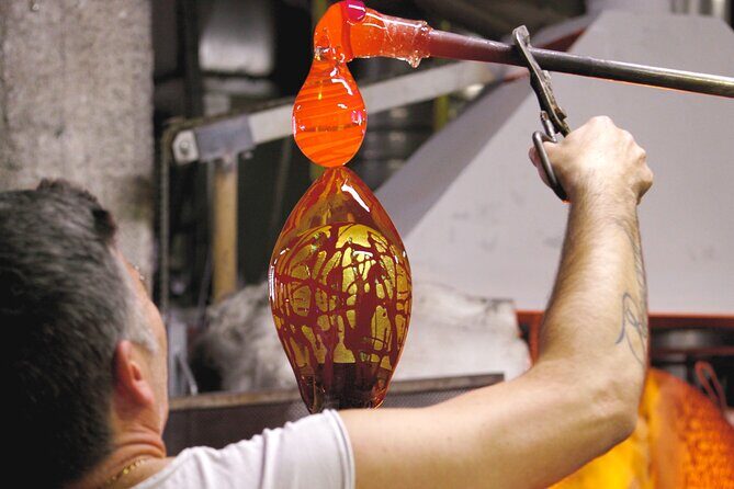 Grand Canal, Murano Glass Factory + glass blowing experience! - The glass-blowing demo and your hands-on moment