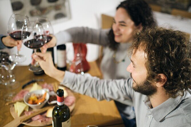 Guided Food Tour with Wine Tasting in Verona - Starting at Redoro: your first bite sets the tone