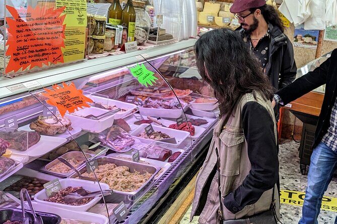 Guided Food Tour with Wine Tasting in Verona - Piazza Erbe to Flego Pasticceria: the sweet ending that matters
