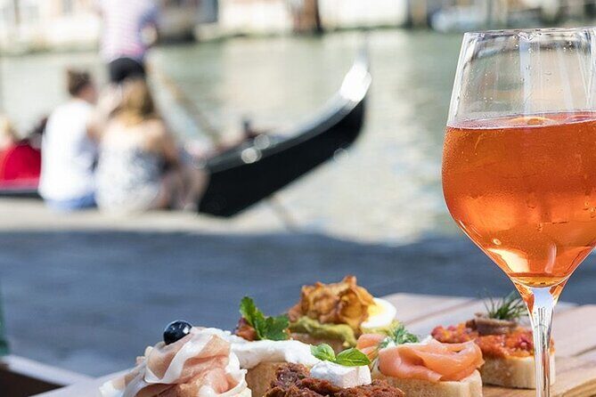 Guided Small Group Kickstart Food Tour of Venice - Chiesa dei Santi Apostoli: where the food tour tone gets set