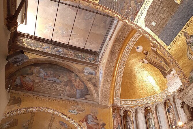 Guided Tour of St. Mark Basilica with Terrace and Museum Access - How the 1-hour format shapes your comfort and photos