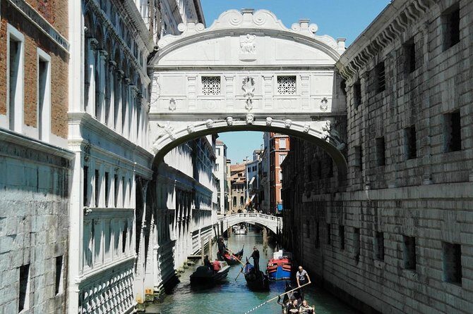 Guided Walking Tour of Venice, St Mark's Basilica & Doge's Palace - St Mark’s Basilica: mosaics, rules, and why skip-the-line helps