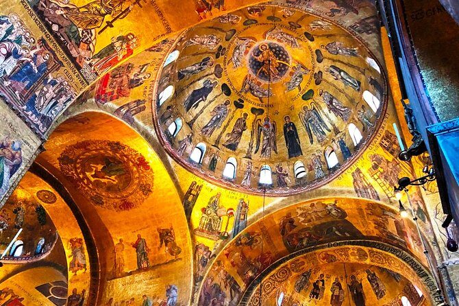 Guided Walking Tour of Venice, St Mark's Basilica & Doge's Palace - Doge’s Palace: Gothic power, and the Bridge of Sighs moment