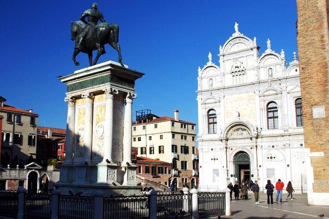 Guided Walking Tour of Venice, St Mark's Basilica & Doge's Palace - Who the tour suits best