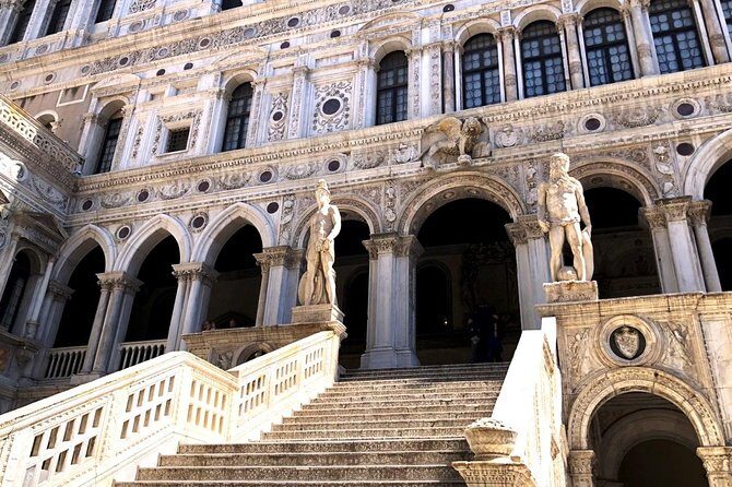 Guided Walking Tour of Venice, St Mark's Basilica & Doge's Palace - Logistics that can make or break your experience