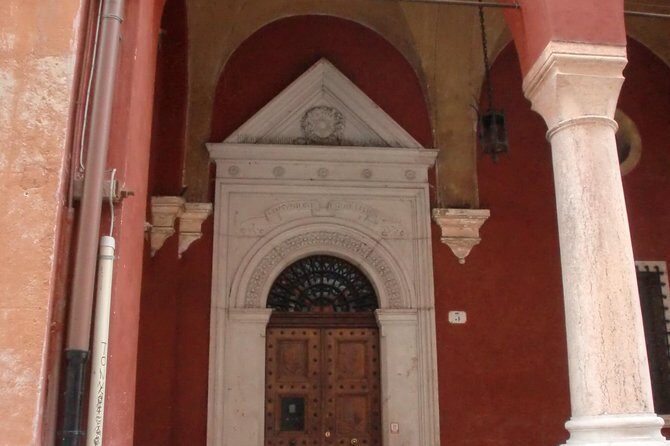 Hidden Verona at Sunset - evening walking tour - Piazza delle Erbe: the market square that sets the tone