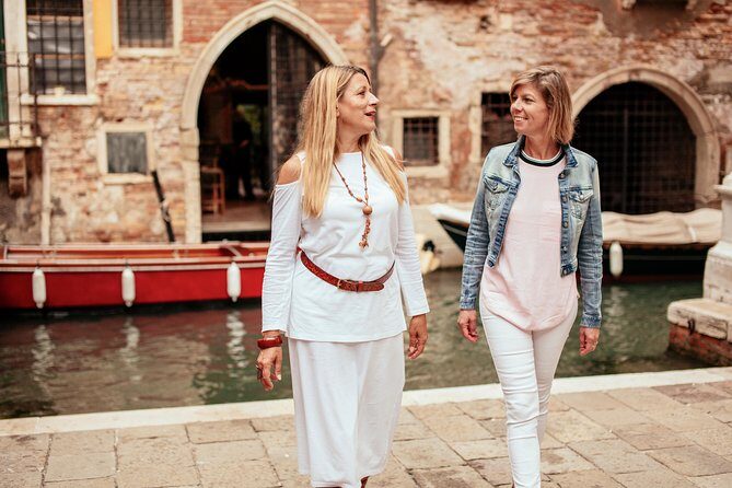 Highlights & Hidden Gems With Locals: Best of Venice Private Tour - Stop 2: Palazzo Ducale and why Doges mattered