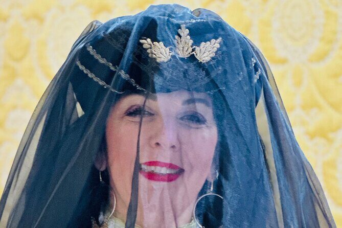 Historical Journey and Dress up Experience in Venetian Carnival - Where the tour starts and how it flows in real life