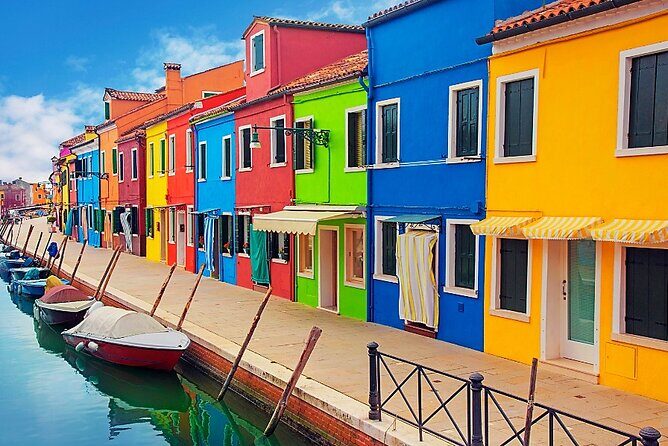 Island Hopping Tour: Mazzorbo, Burano and Murano - Murano’s glass side: lampwork artists, old factories, and workshop streets