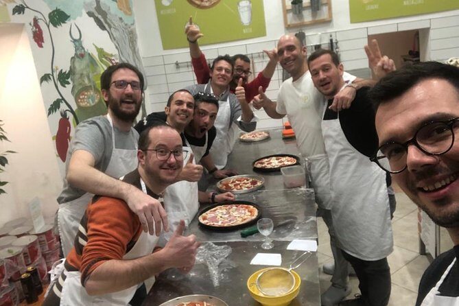 Italian Pizza Cooking Class with Chef Francesco in Padova - Meeting Chef Francesco at Italian Food Lab in Padua