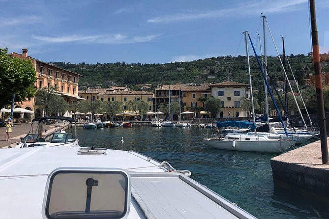 Lake Garda 4-Hour guided Boat Cruise to Sirmione - Sirmione: your 2-hour window for alleys, promenade, and caves