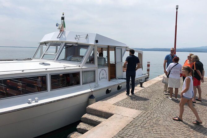 Lake Garda 4-Hour guided Boat Cruise to Sirmione - Punta San Vigilio: the Portofino comparison makes sense