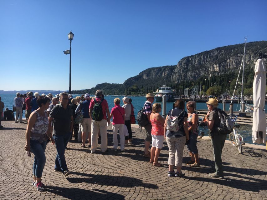 Lake Garda: 4-hour Guided Boat Cruise with Stop in Sirmione - Scaligero Castle and the 2-hour Sirmione stop: your time to choose