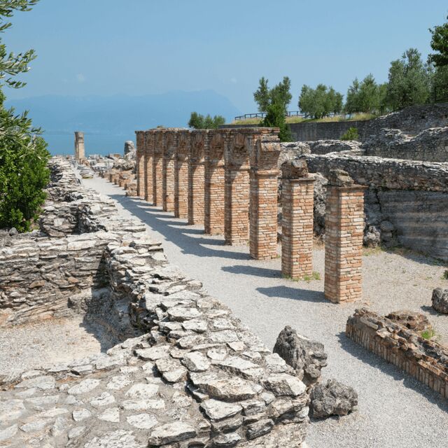 Lake Garda: between Desenzano del Garda and Sirmione - Villa Romana in Desenzano: Roman Ruins You Can Reach on Foot