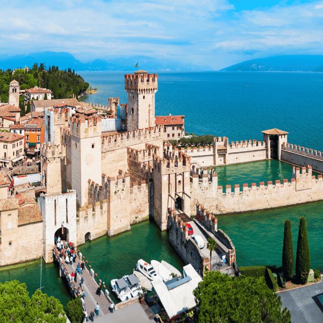 Lake Garda: between Sirmione and Desenzano del Garda - Grotte di Catullo near Jamaica Beach: the cave visit with a walk