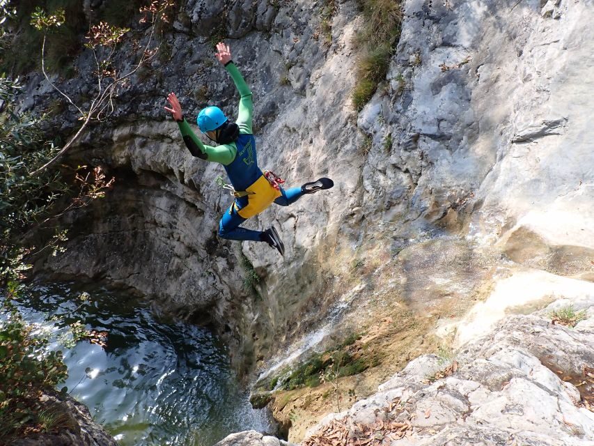Lake Garda: Canyoneering in Torrente Vione - Key things that make Torrente Vione Canyoneering worth your time