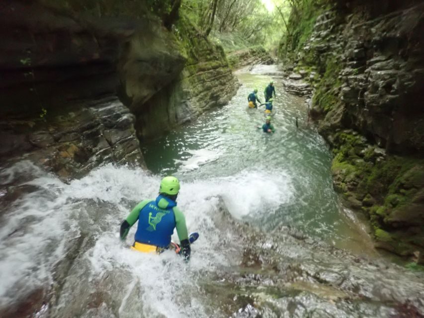 Lake Garda: Canyoneering in Torrente Vione - Can you abseil on your own? What rope experience changes