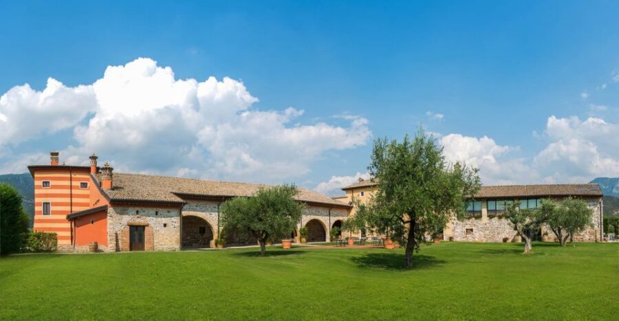 Lake Garda: Garda Hills Wine Tour and Tasting - Key Things You’ll Notice on This Wine Tour