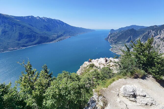 Lake Garda Hiking One Day Private Excursion - Why a private Lake Garda hike feels different