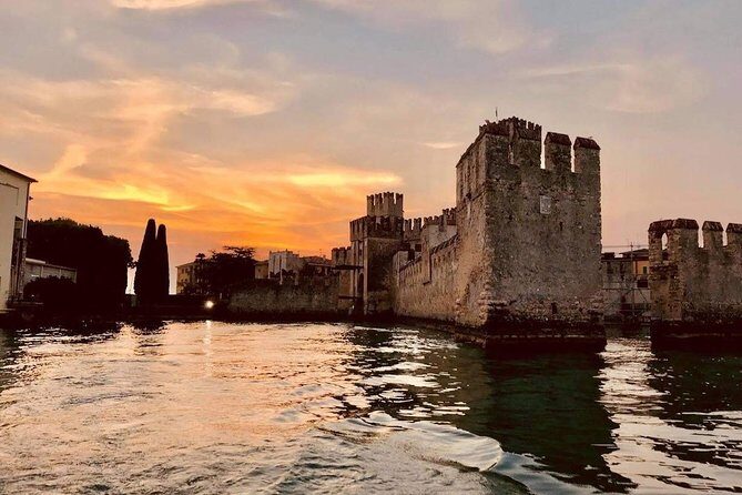 Lake Garda Mini Cruise: Sirmione Peninsula - Group size and comfort: small boat, big views