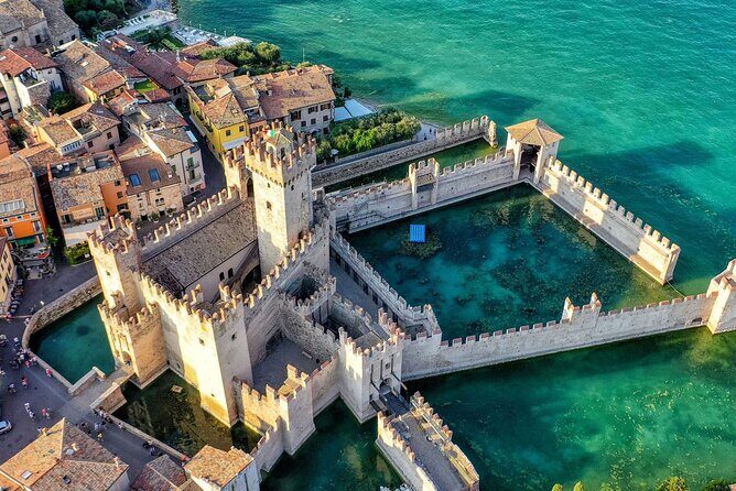 Lake Garda Tour aboard a Venetian Taxiboat - Price and value: when $769.26 makes sense