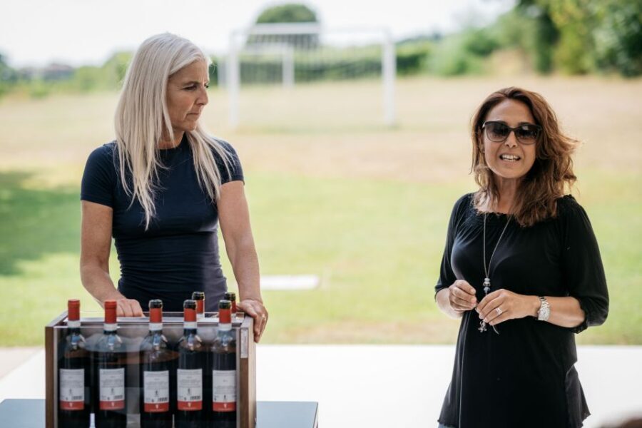 Lake Garda: Vineyard Tour and 6 wine Tasting - Vineyard Walk With Giovanna: Terroir, Family, and Real-Growing Lessons