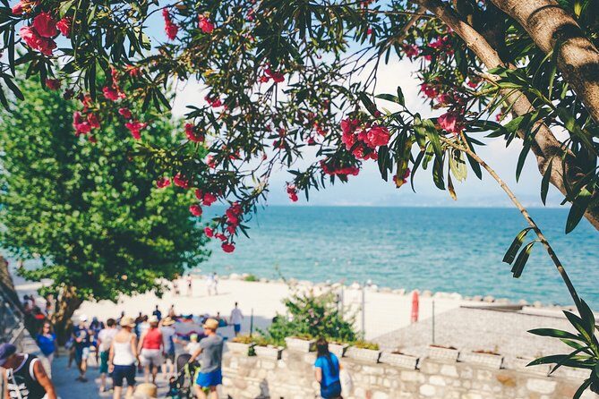 Land of Venice: Verona, Lake Garda and Countryside Private Tour - Verona: A Guided Walk Through Romeo and Juliet Territory
