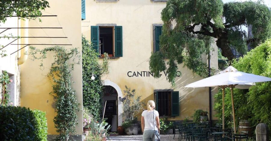 Lazise: Historical Center Wine Tasting Tour - ZF4 Cellar in Lazise: a cellar tasting that feels like part of town