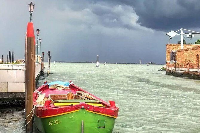 Learn to Row in the Venice Canals - Should You Book Learn to Row in the Venice Canals?