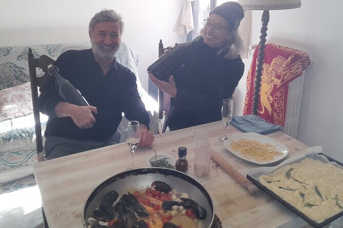 Market Tour and Cooking Class with a Venetian Sailor - Wine, sea stories, and why the host matters