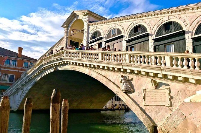Morning Venice Walking Tour plus St Mark's Basilica Guided Visit - From San Marco to Rialto: A Route That Helps You Read Venice