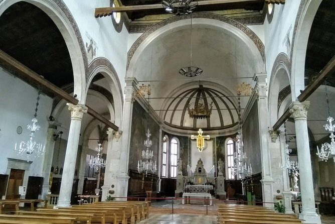 Murano Glass and Art Private Tour by Boat and on Foot - San Pietro Martire in Murano: a quick Renaissance reset