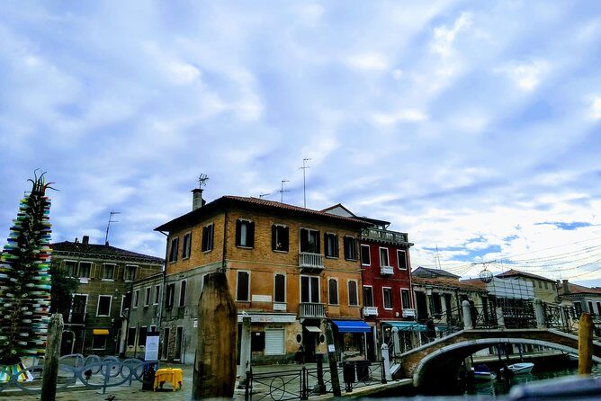 Murano Glass and Art Private Tour by Boat and on Foot - Pickup, drop-off, and how the route shapes your ending