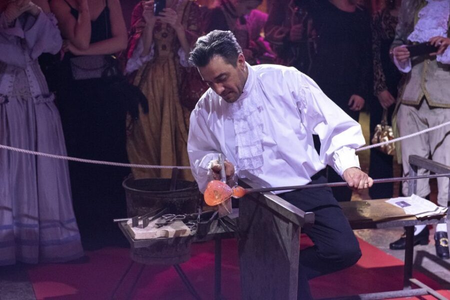 Murano: Glass Blowing Demonstration with Optional Drinks - Drinks at the Don Giovanni bar: optional, timed, and usually worth considering