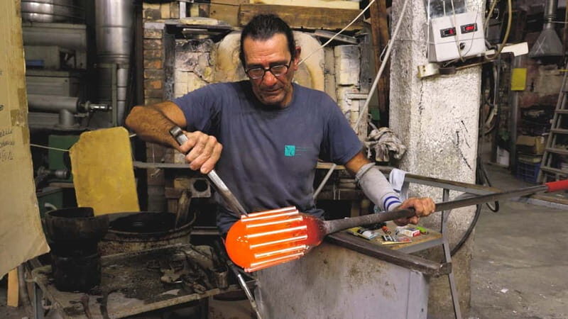 Murano: Glass Blowing Experience at Gino Mazzuccato Factory - What this Murano glass blowing experience is really like