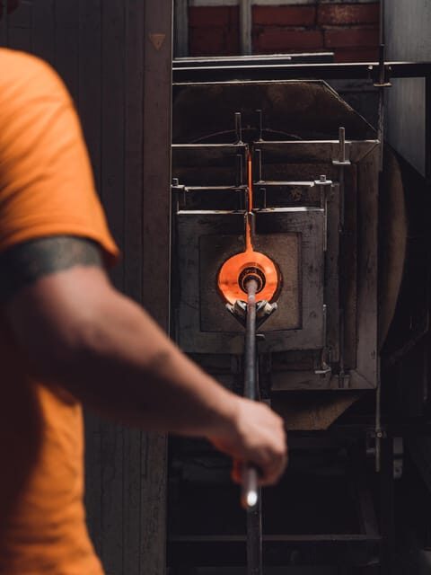 Murano: Glassblowing Workshop for Beginners - What Happens in the 2-Hour Session (From Moves to Molten Glass)