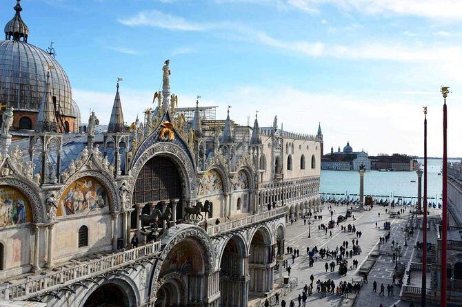 One-Day Venice: Skip-the-Line St. Mark’s Basilica, Walk & Gondola - Timing and logistics: when the combo works well (and when it doesn’t)