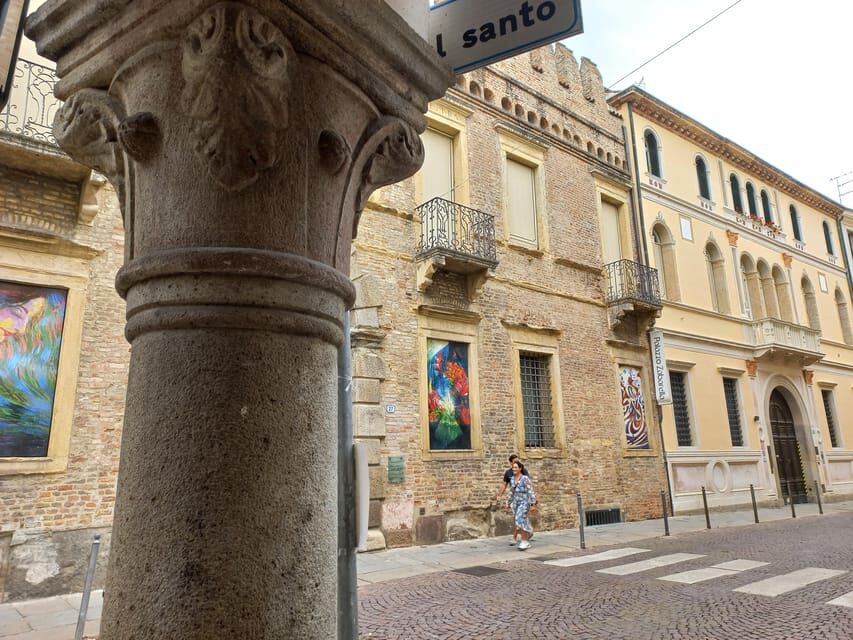 Padua Small-Group Walking Tour: Top Sights & Hidden Gems - Stop-by-Stop: What to Look For (and any things to watch)
