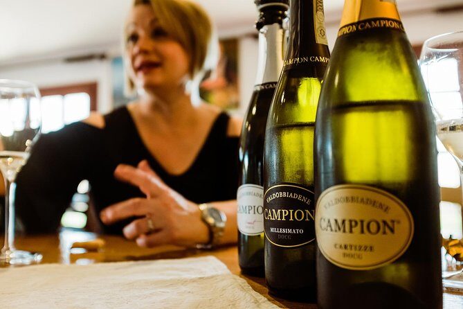 Padua Wine Tasting Walk - Osteria l’Anfora: finger food tastings in a classic setting