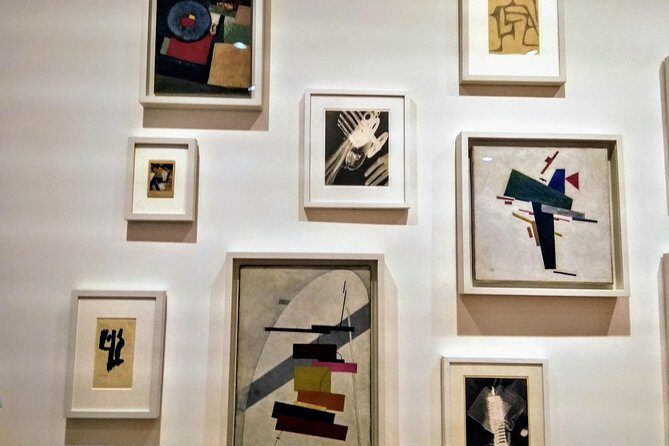 Peggy Guggenheim collection Venice private tour - Temporary exhibitions included: how not to miss what’s on today