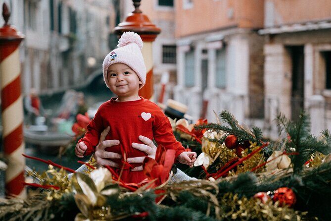 Premium Photoshoots in Venice - Meeting at Sotoportego del Bancogiro: what to do first