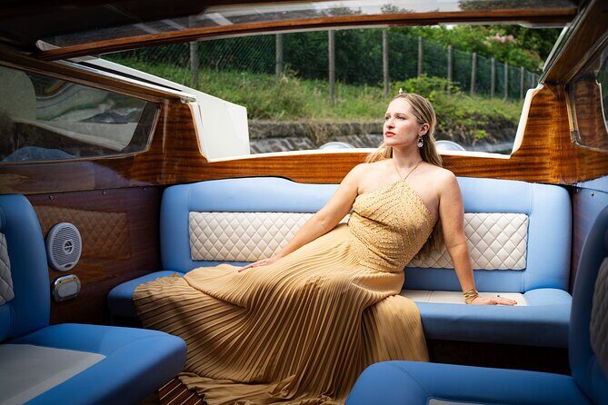Premium Photoshoots in Venice - How the shoot actually moves: from Rialto to the San Marco corridor