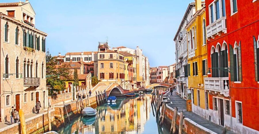 Private Art & Culture Tour in Dorsoduro and Academia, Venice - The 2-hour plan: Basilica views from the outside, legends on Calle Della Toletta