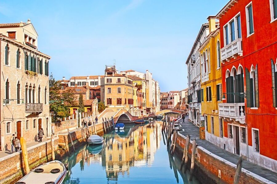 Private Art & Culture Tour in Dorsoduro and Academia, Venice - San Pantalon: the free church stop that can surprise you