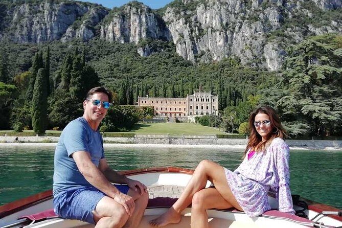 Private boat tour to Isola del Garda and surroundings. - The one-hour itinerary: each stop, what you’ll see, and what to watch for