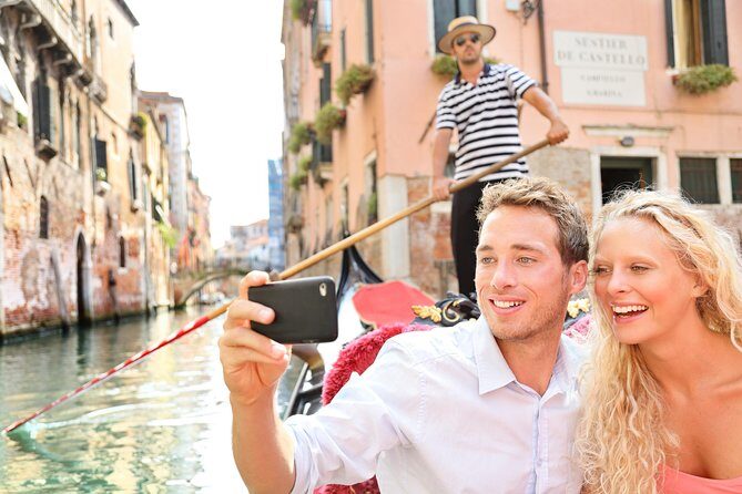 Private Crafted Gondola Ride on the Grand Canal - Weather and tide reality in Venice